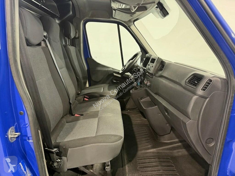 عربة نفعية Renault III 2019