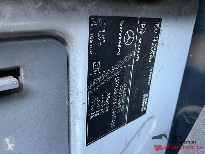 Nyttofordon Mercedes 313 L2H2 gesloten bestelbus