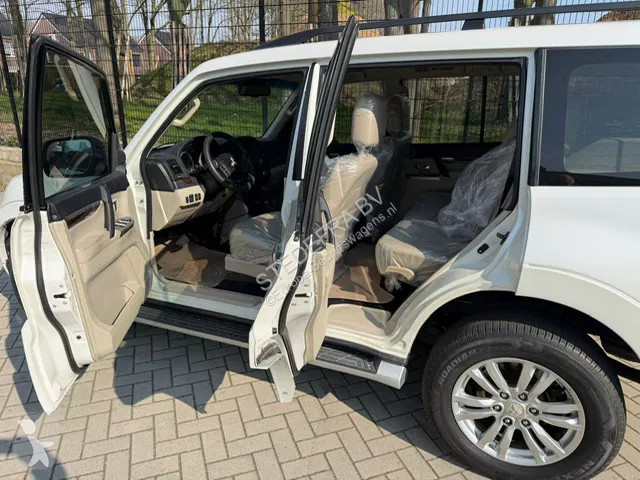 Furgoneta Mitsubishi GLS 3.8 - V6 , 4x4 , 7...