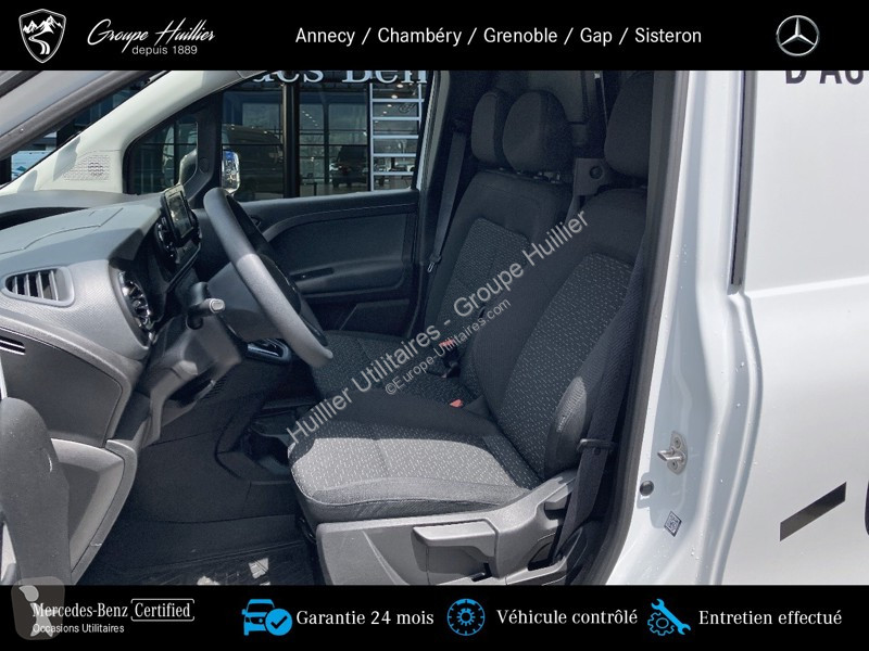 Mercedes e Fourgon PRO Standard van
