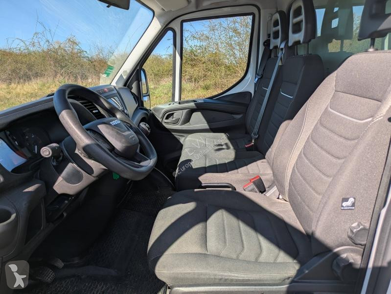 Véhicule utilitaire Iveco CCb 35C16H3.0...
