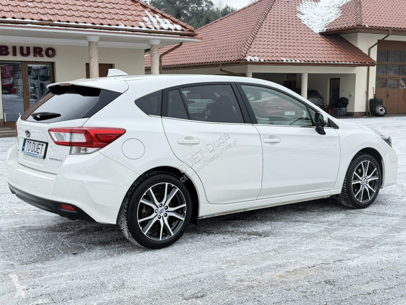 Лекотоварен автомобил Subaru