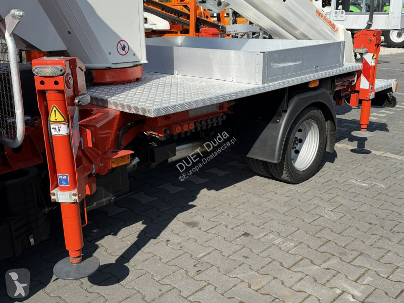 Nissan  Transporter
