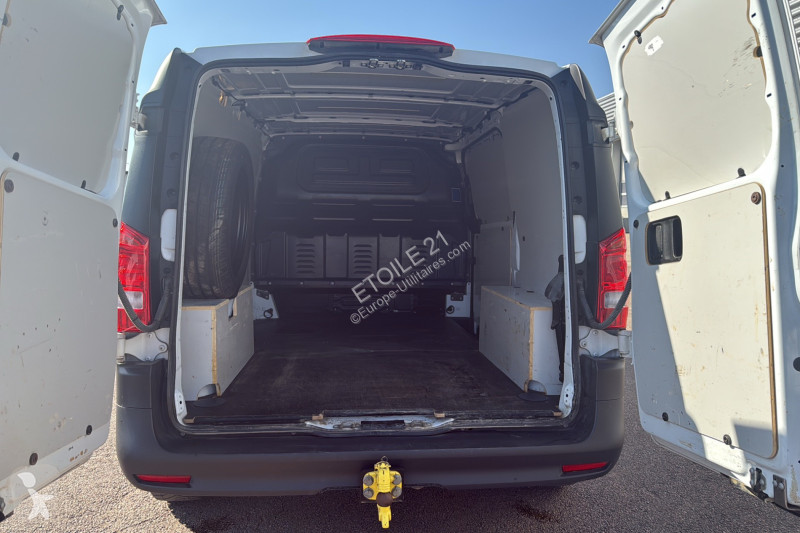 Furgoneta Mercedes VITO FOURGON 114 CDI COMPACT...