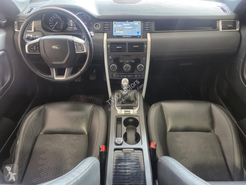 Véhicule utilitaire Land Rover DISCOVERY SPORT...