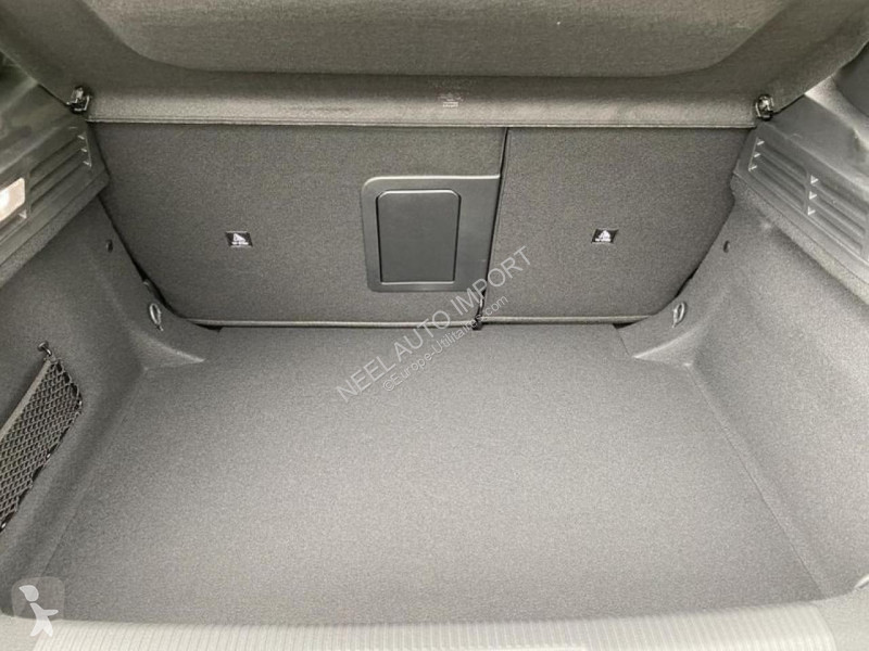 عربة نفعية Peugeot 308 III  1.5 BlueHDi S&S...