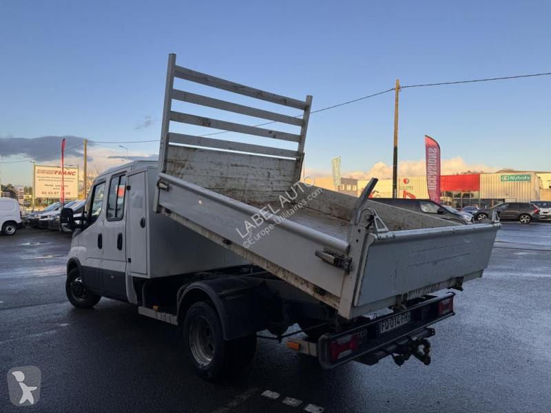 Véhicule utilitaire Iveco 35c14