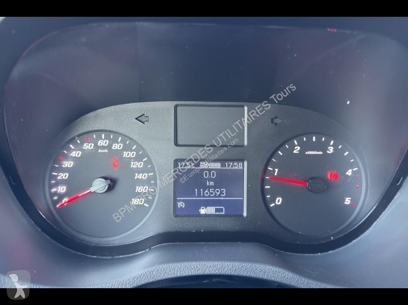 عربة نفعية Mercedes