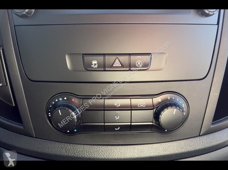 Mercedes Fg 114 CDI Long First Propulsion...