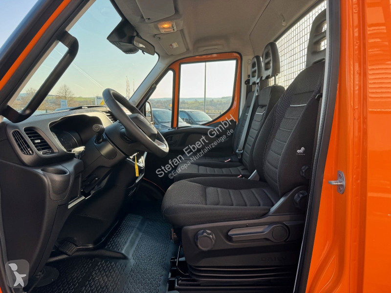 عربة نفعية Iveco 60C16 HA8 3.0L A8...