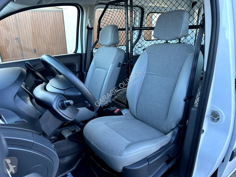 عربة نفعية Renault Maxi Grand Volume 1.5 Blue...