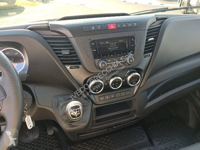 عربة نفعية Iveco DAILY 35C16 - 4100