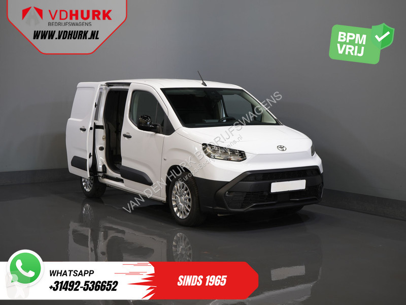 Furgoneta Toyota 1.5 LED/ Virtual Cockpit/ DAB/...