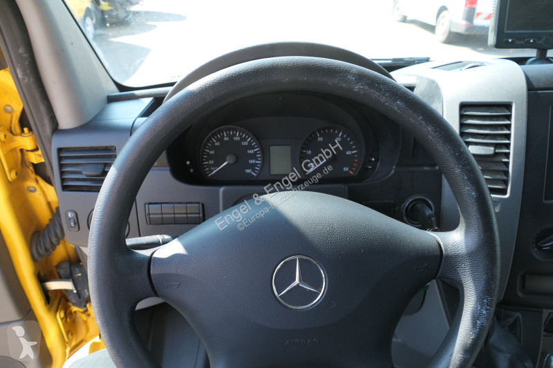 Veículo utilitário Mercedes SPRINTER 310 CDI...