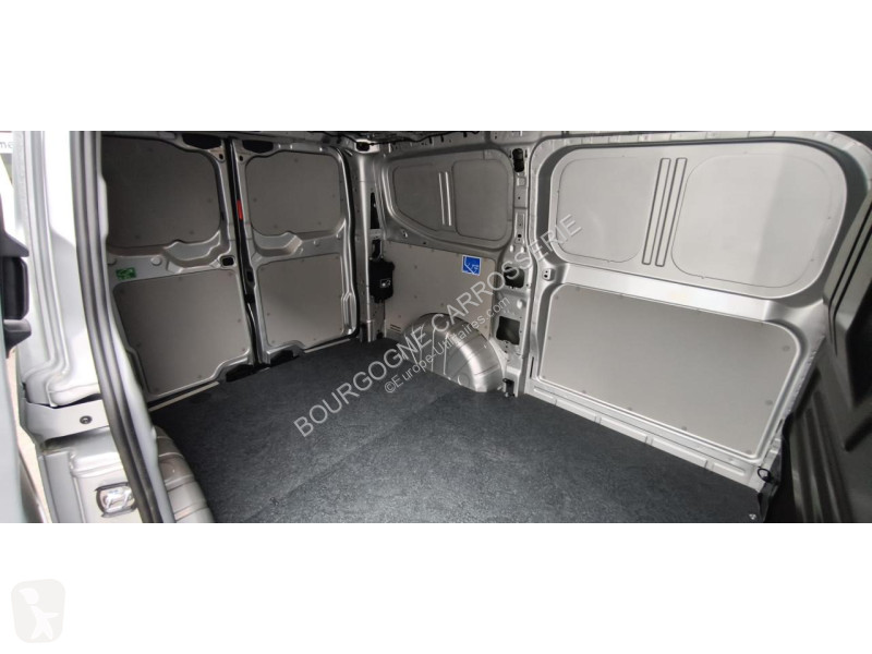 Véhicule utilitaire Ford TRANSIT CUSTOM 2.0...