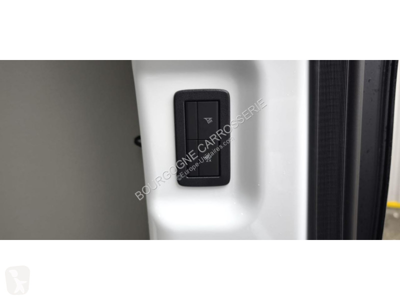 Véhicule utilitaire Ford TRANSIT CUSTOM 2.0...