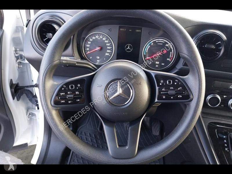 عربة نفعية Mercedes e Long Pro