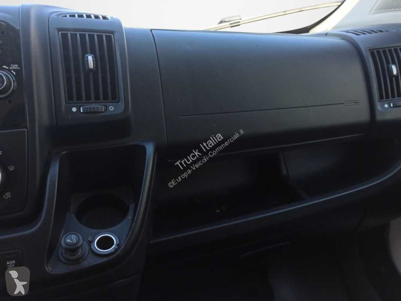 عربة نفعية Citroën III 35 E5 2014 - 35 L1H1 2.2...