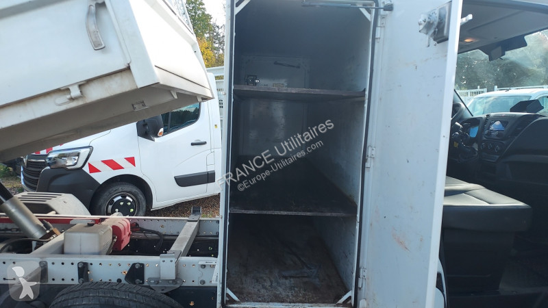 Véhicule utilitaire Iveco DAILY BENNE ACIER JPM...