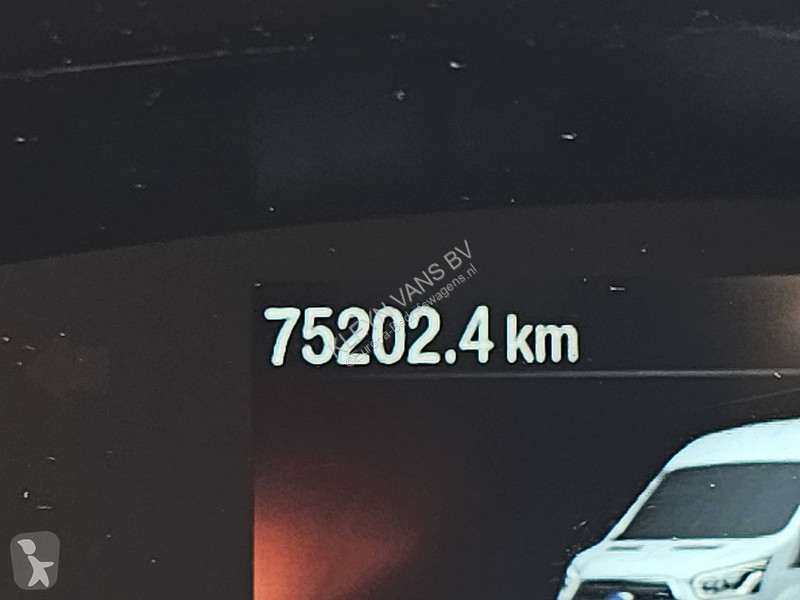 Furgoneta Ford 2.0 L2H2 Euro6 Trekhaak!