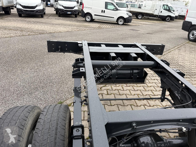 Véhicule utilitaire Iveco DAILY 35C14N A TELAIO