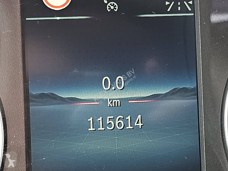 Furgoneta Mercedes 110 Veba box XL EURO6