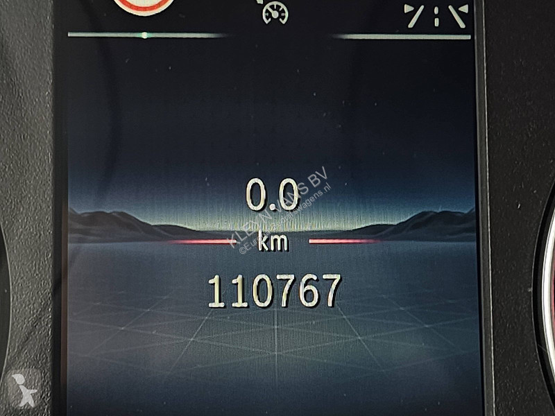 Furgoneta Mercedes 110 Veba box XL EURO6