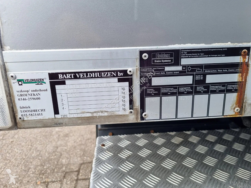 Samochód dostawczy Iveco 40C17 B/E 10T...