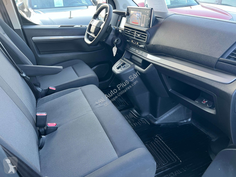 Samochód dostawczy Toyota