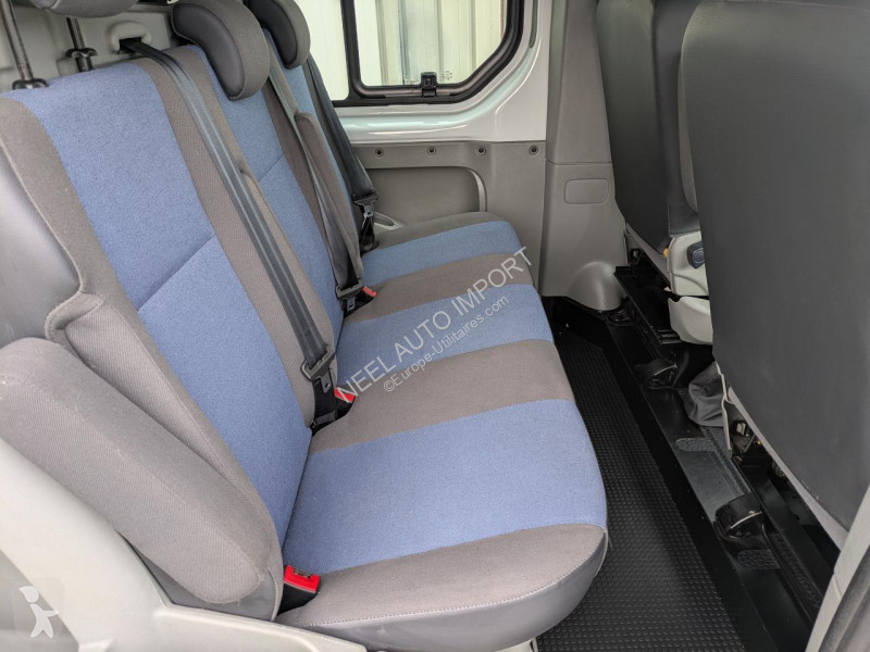 Véhicule utilitaire Renault TRAFIC II L1H1...