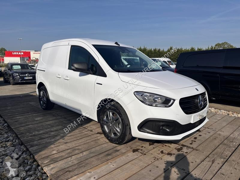 Véhicule utilitaire Mercedes e Long Pro