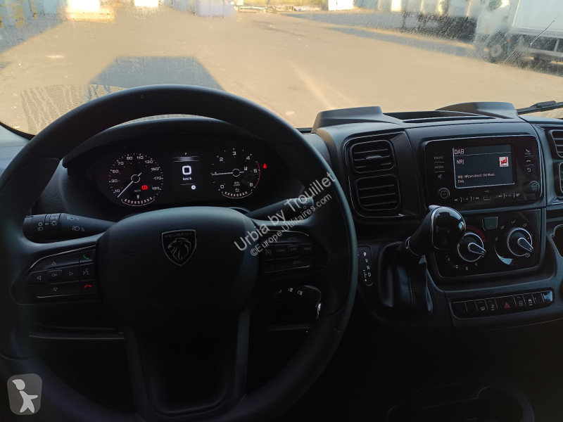 Furgoneta Peugeot 20M3 140 CV FOURGON HAYON 3.5 T