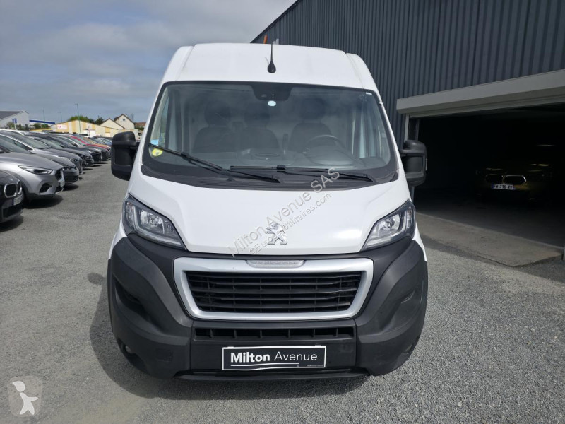 Peugeot BOXER Asphalt 335 L2H2 2.2 BlueHDi 140...