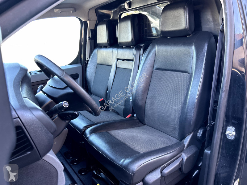 Véhicule utilitaire Toyota Proace Médium 1.5...