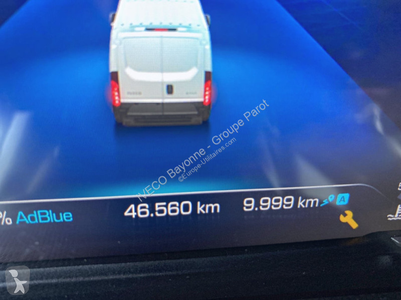 Nyttofordon Iveco 35S14 2.3 V12