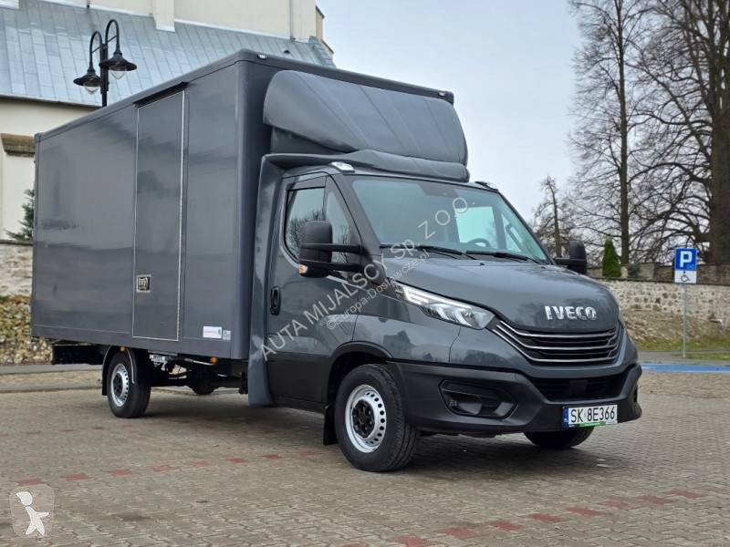 Samochód dostawczy Iveco