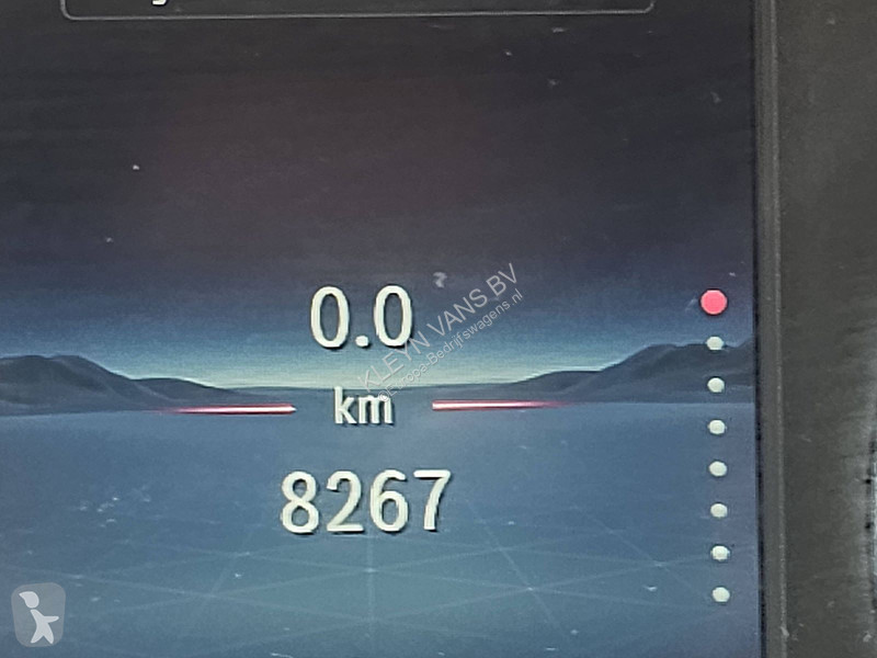 عربة نفعية Mercedes 320 300Km WLTP 81kWh