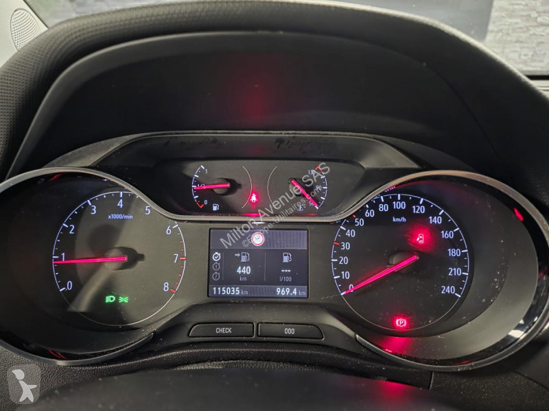 عربة نفعية Opel CROSSLAND 1.5 D - 110 -  Elégance