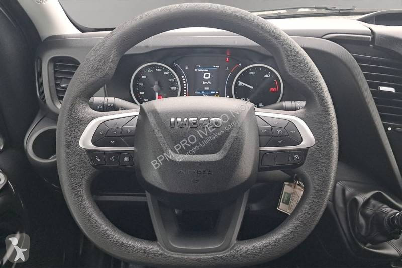 عربة نفعية Iveco