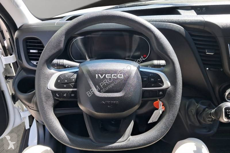 عربة نفعية Iveco