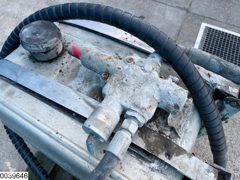 Samochód dostawczy Hyva Tank, pump, hoses,...