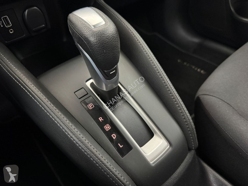Veículo utilitário Nissan 1.0 IG-T 92 Acenta CVT