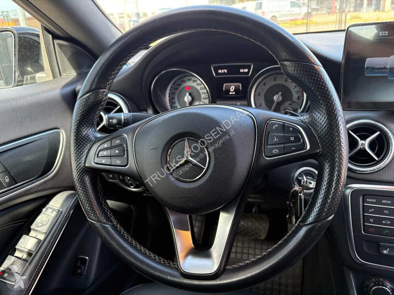 عربة نفعية Mercedes CLA-Klasse