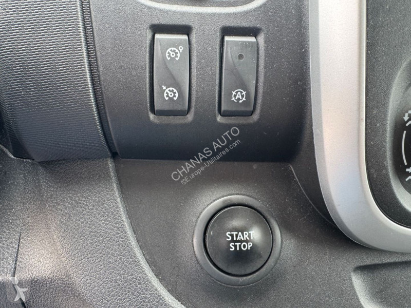 Furgoneta Renault L2 1.6 dCi 145 Zen 9PL 9 PLACES