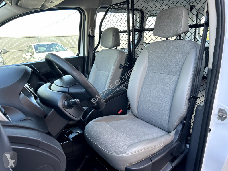 عربة نفعية Renault Maxi Grand Volume 1.5 dci 90...