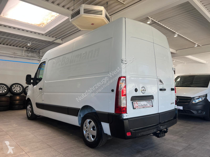 عربة نفعية Nissan 2,3 dCi...