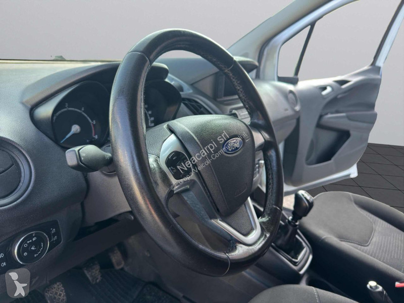 Veicolo commerciale Ford Courier