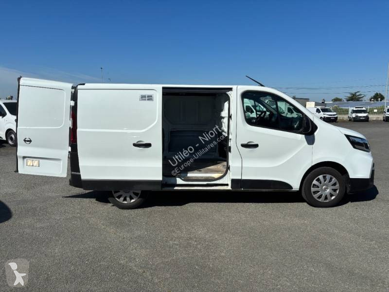 Furgoneta Nissan