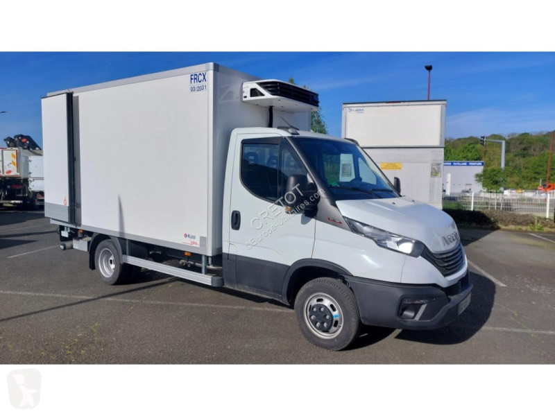 Véhicule utilitaire Iveco DAILY 35C16
