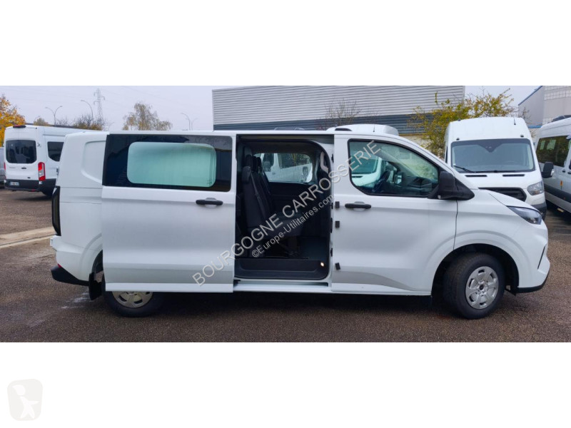 Véhicule utilitaire Ford TRANSIT CUSTOM 2.0...